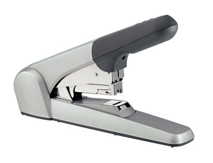 GRAPADORA PETRUS 1400 CAPACIDAD 60 HOJAS COLOR PLATA USA GRAPAS 25/10