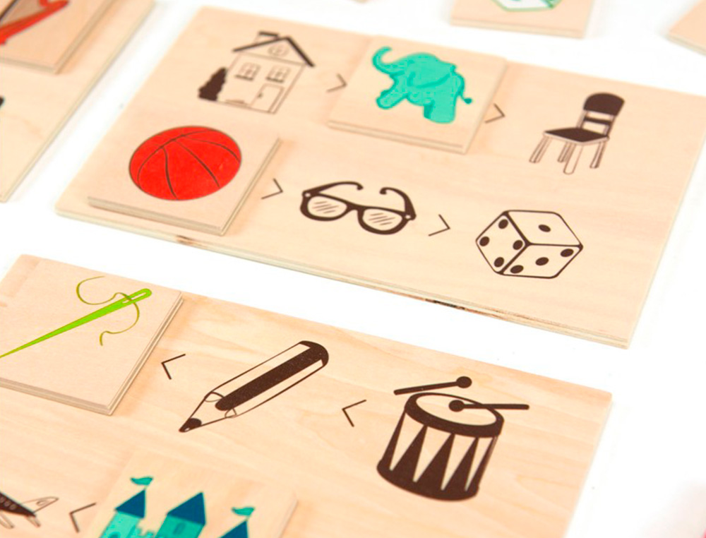 JUEGO DIDACTICO ANDREUTOYS ATRIBUTOS GRANDES Y PEQUEOS