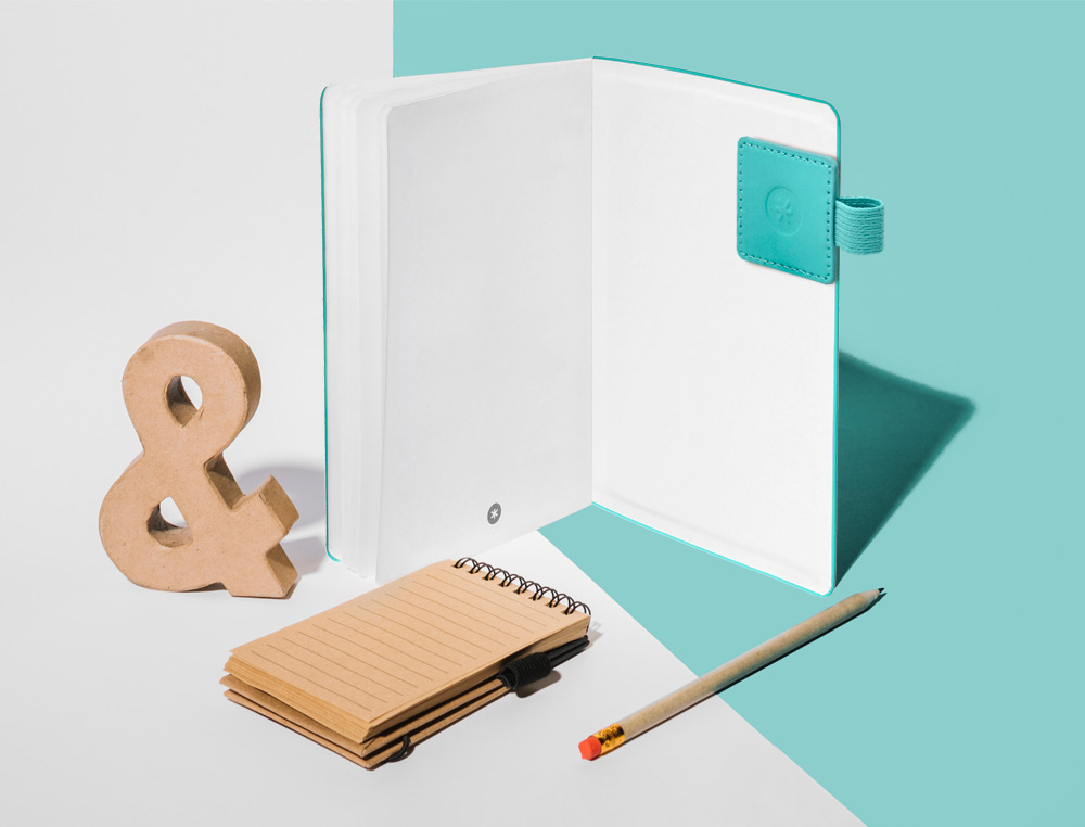 PORTABOLIGRAFO AUTOADHESIVO ANTARTIK PARA CUADERNO NOTE CON ELASTICO HASTA 15 MM GROSOR 80 MM TURQUESA 40X40