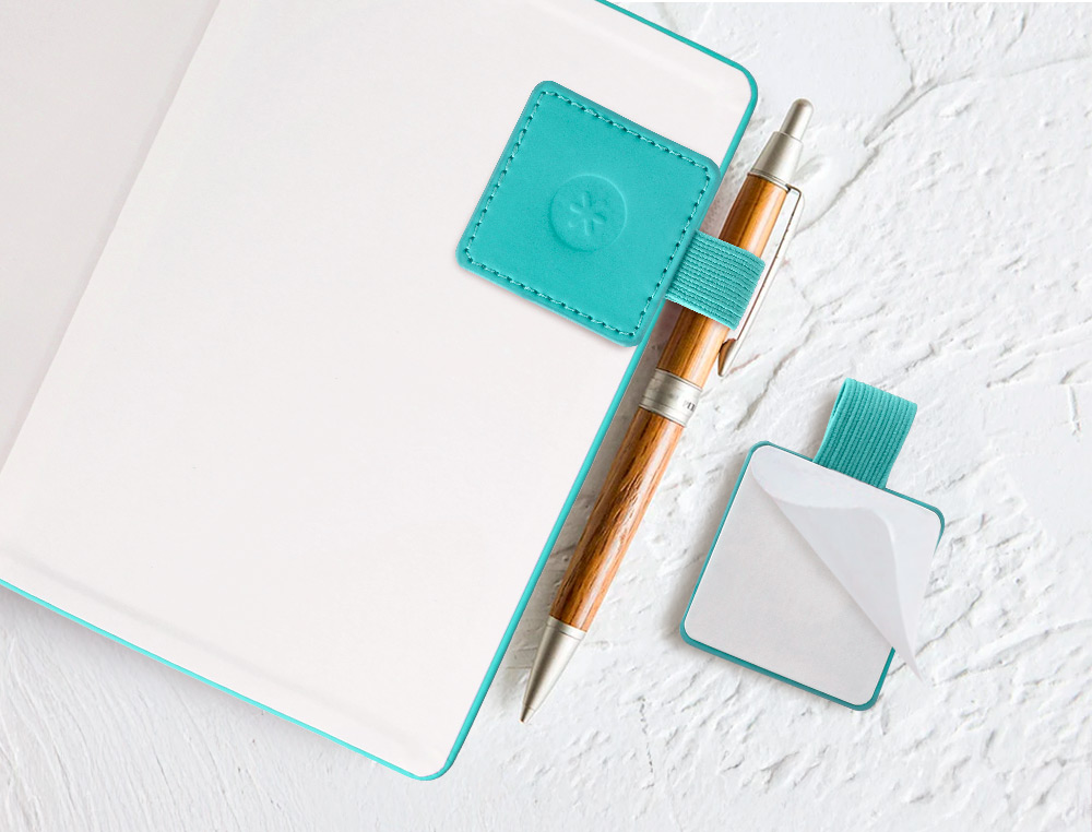 PORTABOLIGRAFO AUTOADHESIVO ANTARTIK PARA CUADERNO NOTE CON ELASTICO HASTA 15 MM GROSOR 80 MM TURQUESA 40X40