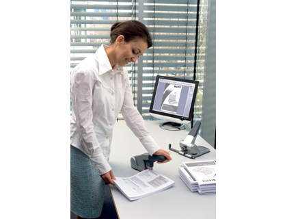 GRAPADORA PETRUS 1400 CAPACIDAD 60 HOJAS COLOR PLATA USA GRAPAS 25/10