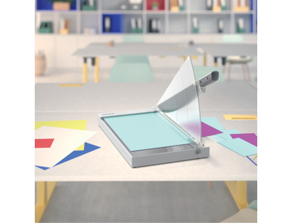 CIZALLA DE PALANCA LEITZ OFFICE DIN A3 BASE DE CRISTAL LONGITUD DE CORTE 457 MM CAPACIDAD DE CORTE 15 HOJAS
