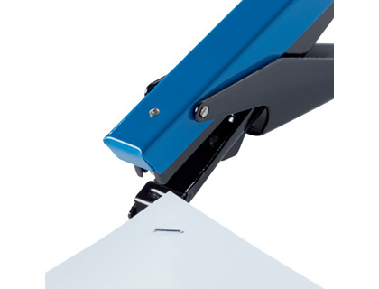 GRAPADORA PETRUS MAJORETTE DE TENAZA 205 CAPACIDAD 10 HOJAS + 1 CAJA GRAPAS N 202